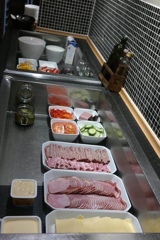 Hotell Toppen 斯图吕曼 外观 照片